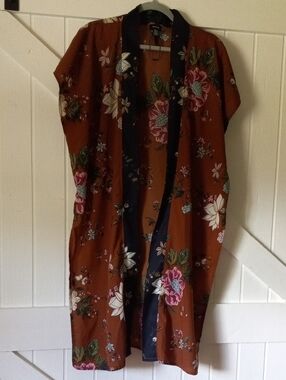Modena Floral Kimono Duster in Rust with Navy Trim